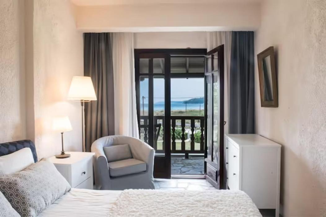 White Blossom Villa #Fourka Skala Fourkas Ngoại thất bức ảnh